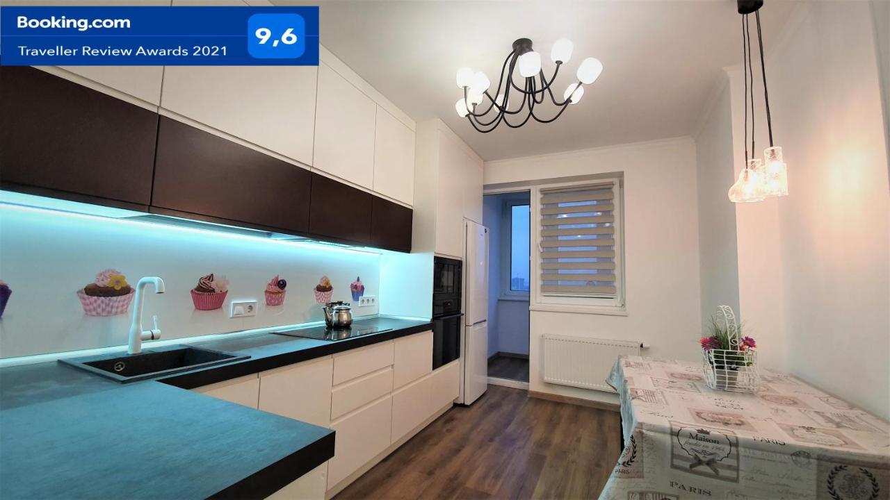 Lux Апартаменты В Киеве Kyiv Exterior foto